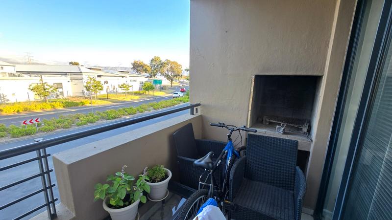 2 Bedroom Property for Sale in Somerset West Western Cape